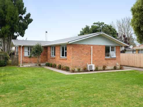 132 Fairview Street, Chartwell