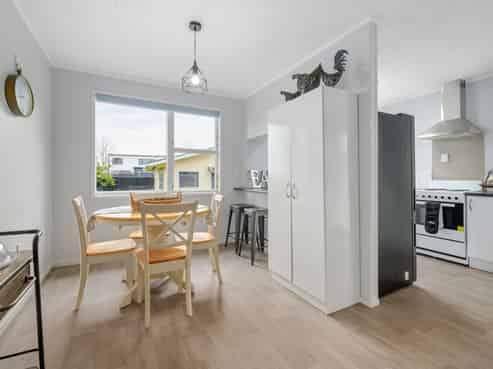 132 Fairview Street, Chartwell
