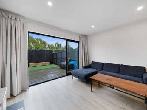 28/137 Hall Avenue, Favona