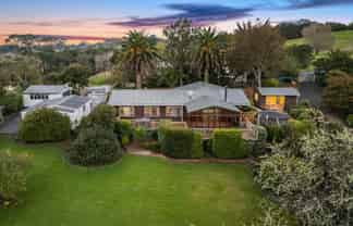 25 Hawkes Access Road, Waitoki