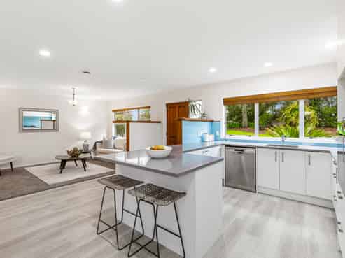 25 Hawkes Access Road, Waitoki