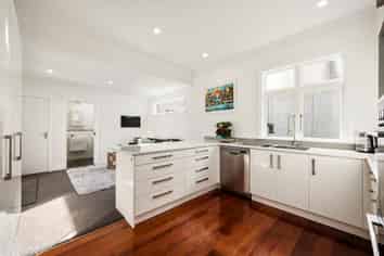 6 Bentinck Avenue, Strathmore Park
