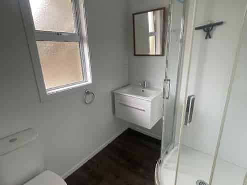 8 Keiss, Blenheim Central