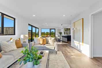 74 Metoriti Crescent, Paerata