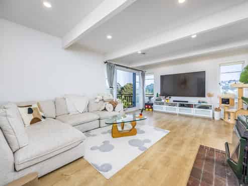 7 Chamberlain Road, Massey