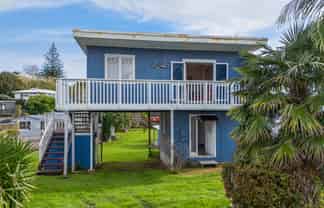 54 Athenree Road, Athenree