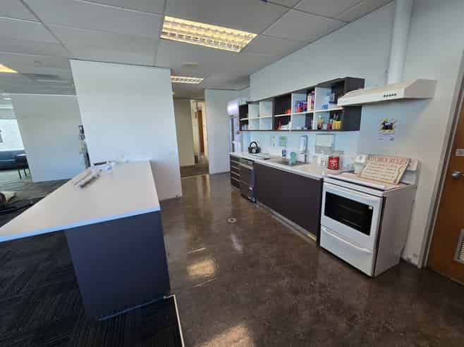 Ready-to-occupy in Wiri