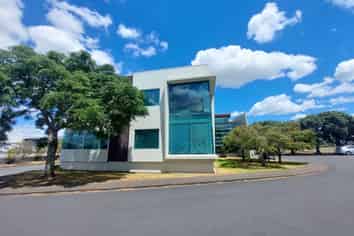 Whole building ready-to-occupy in Wiri