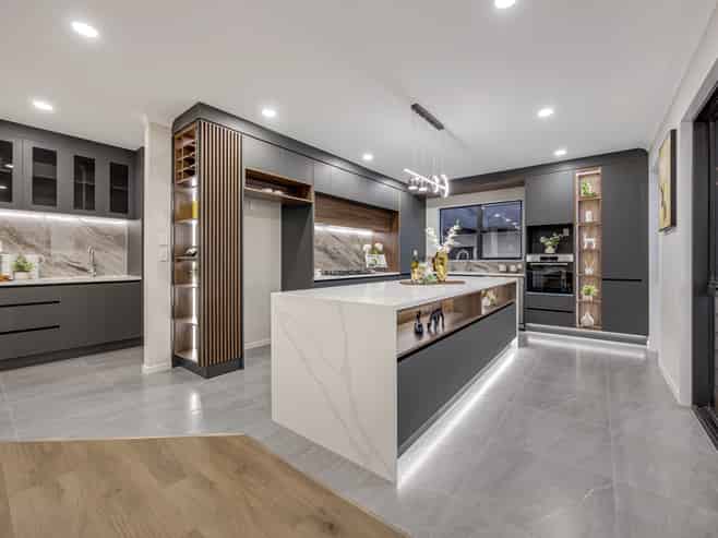 6 Mill Hill Close, Flat Bush