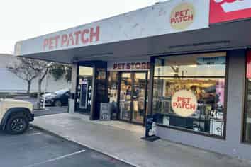 Exceptional Retail Visibility on SH16