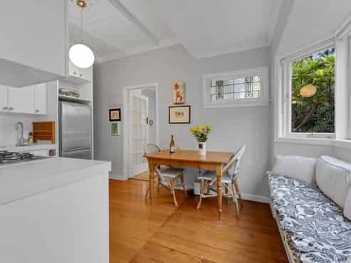 1/15A Kerr Street, Devonport