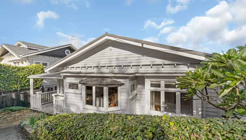 1/15A Kerr Street, Devonport