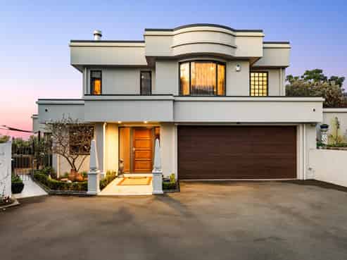 128B Thompson Road, Bluff Hill