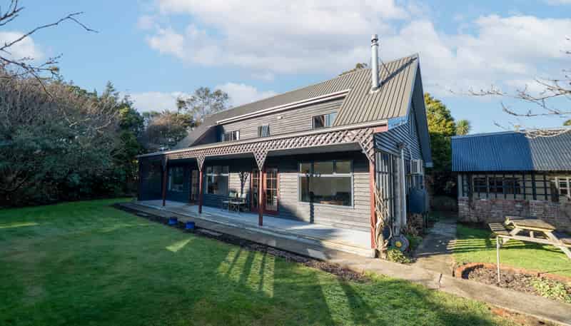 46 Awarua Road, Otatara