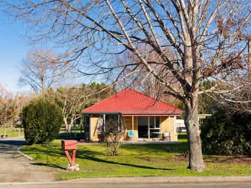 8 Reeves Street, Cheviot