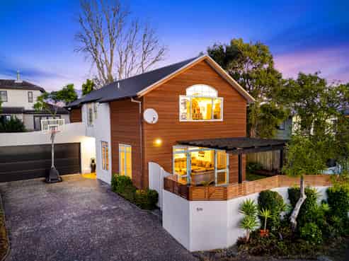 52B James Laurie Street, Henderson