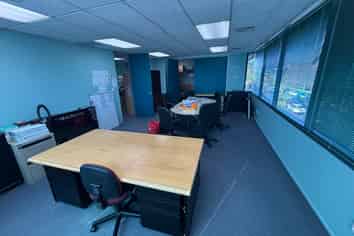 Exceptional Corner Site – 889sqm Albany Industrial