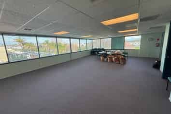 Exceptional Corner Site – 889sqm Albany Industrial