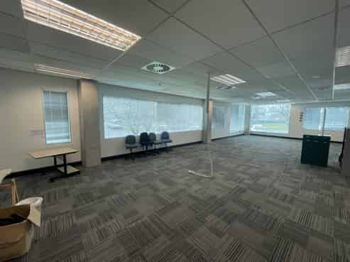 Strategically positioned ground floor office