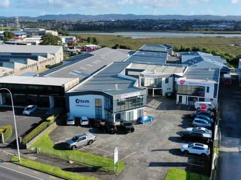 Rare road front opportunity on Rosebank