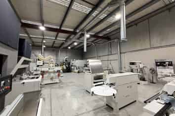 Tidy Tilt-Slab unit on Rosebank