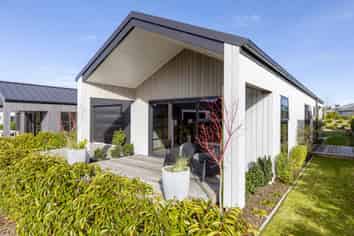 7 Sienna Way, Rangatira Park