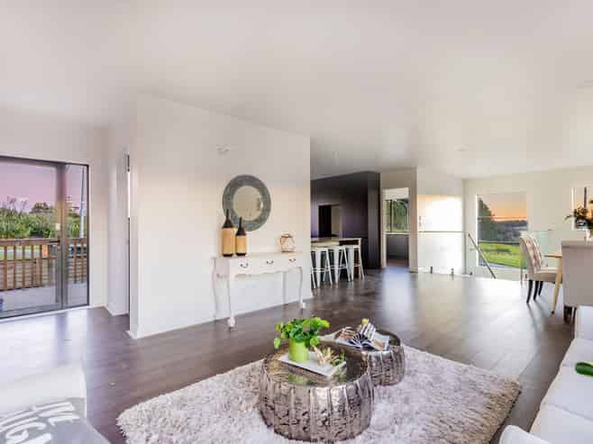 2 Celestial Crescent, Orewa