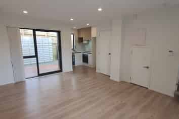 8/18 Kinross Street, Blockhouse Bay