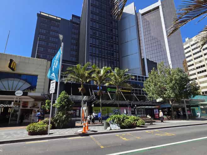 Queen Street – your next F&B premises!