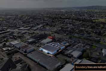 Large Format Warehouse/Retail | AVAILABLE NOW