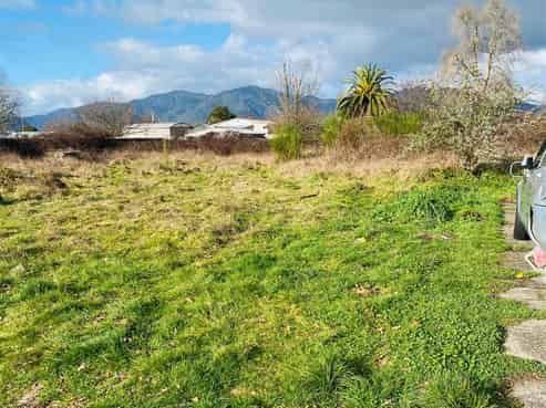 125 Pine Drive, Murupara