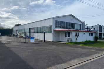 Large Clearspan Workshop/Warehouse