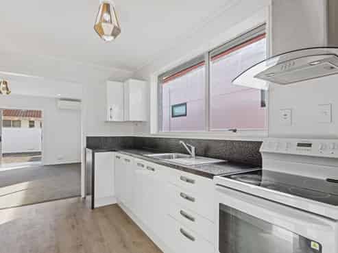 2/17 Frank Street, Papanui