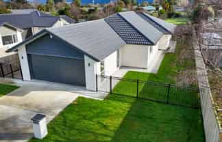2 Van Baarle Close, Carterton