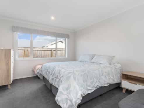 2 Van Baarle Close, Carterton