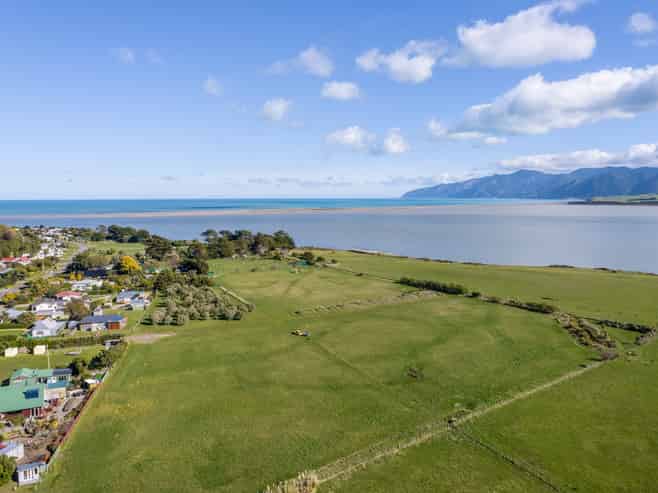 97 Lake Ferry Road, Lake Ferry