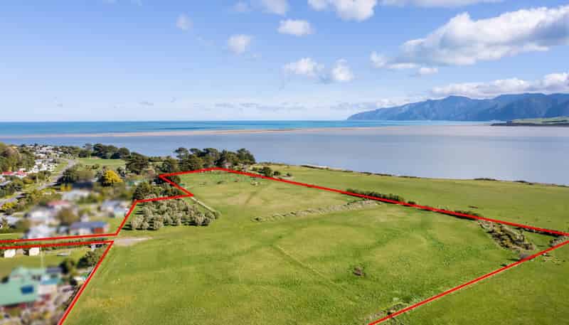 97 Lake Ferry Road, Lake Ferry
