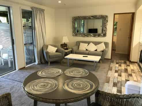 A/17 Winston Street, Crofton Downs