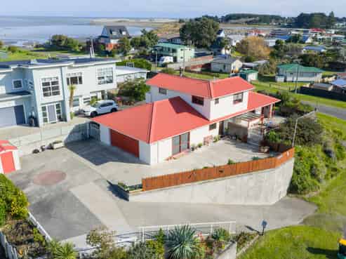 12 Robbie Street, Foxton Beach