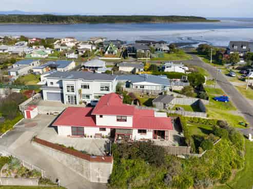 12 Robbie Street, Foxton Beach