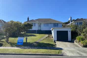 29 Taylor Terrace, Tawa