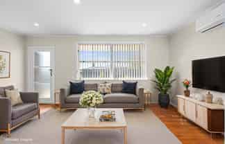 1215A Norfolk Crescent, Mayfair