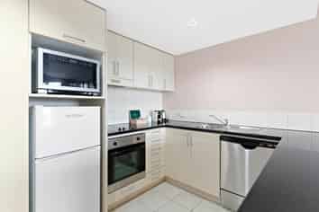 706,9-17 Byron Avenue, Takapuna