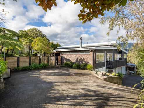 14 Alleyne Court, Brown Owl