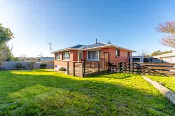 27 Balmoral Street, Marchwiel