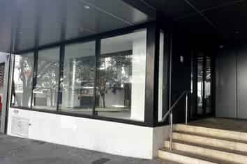 BRAND NEW CBD RETAIL WITH COURTYARD
