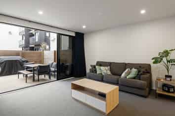 1/182 London Street, Hamilton Central