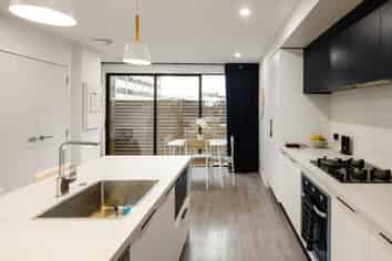 1/182 London Street, Hamilton Central