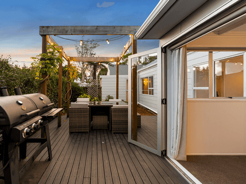 2/1 Hiwihau Place, Glenfield