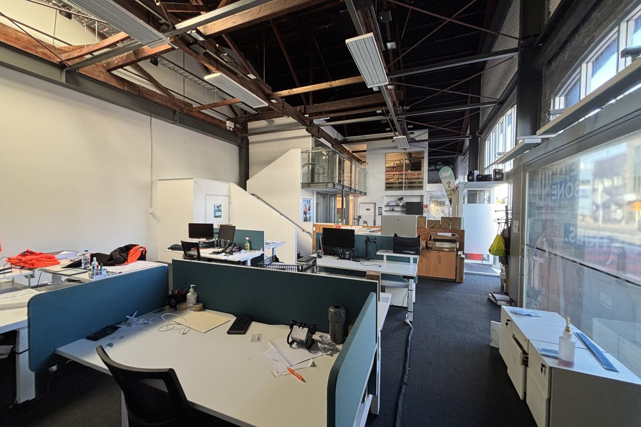 Modern Office Space on Busy Thorndon Quay - Vista 3